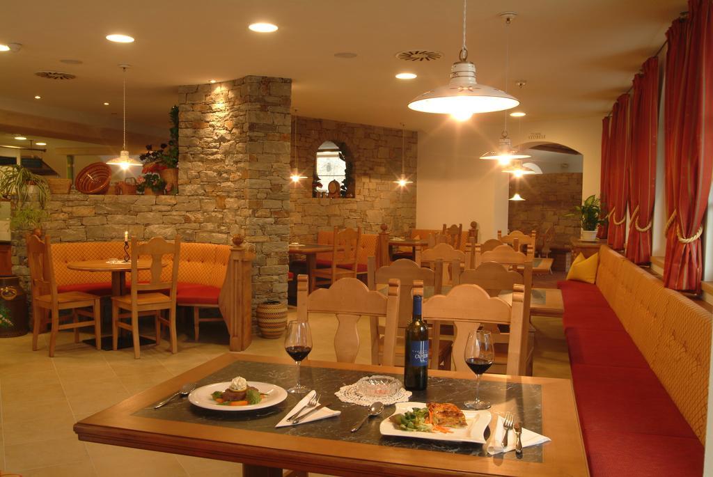 Hotel Vermoi Лачес Екстер'єр фото